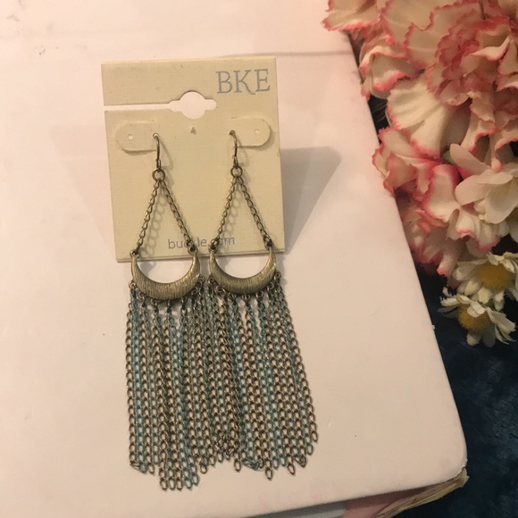 NWT Buckle Fringe Drop Earring. - Picture 2 of 7